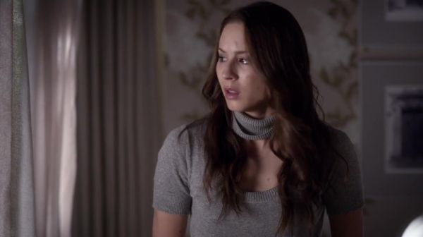 PLL_S04E23_720p_JACK_Up_DownloadSeriesHere_1511.jpg