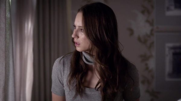 PLL_S04E23_720p_JACK_Up_DownloadSeriesHere_1516.jpg