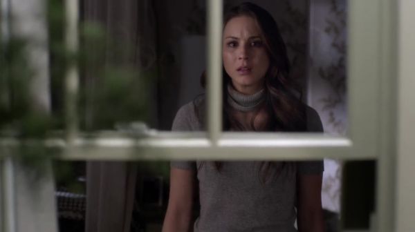 PLL_S04E23_720p_JACK_Up_DownloadSeriesHere_1520.jpg