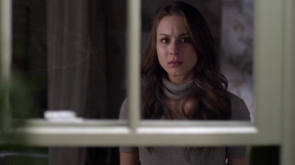 PLL_S04E23_720p_JACK_Up_DownloadSeriesHere_1530.jpg