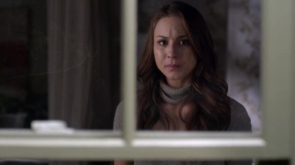PLL_S04E23_720p_JACK_Up_DownloadSeriesHere_1533.jpg