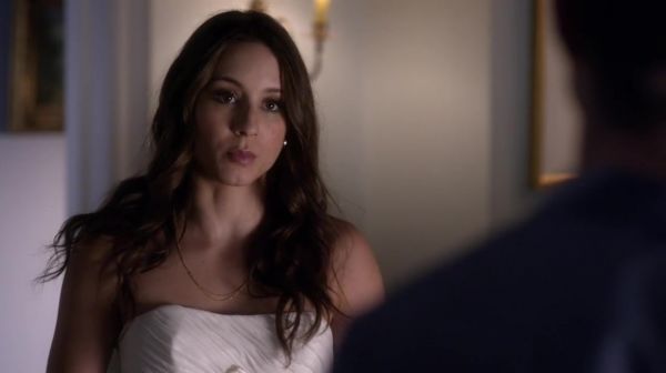 PLL_S04E23_720p_JACK_Up_DownloadSeriesHere_1668.jpg