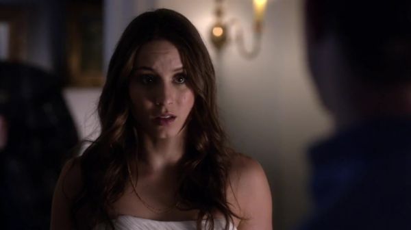 PLL_S04E23_720p_JACK_Up_DownloadSeriesHere_1706.jpg