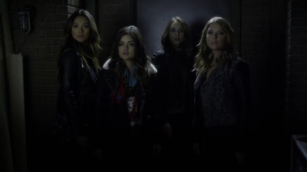 PLL_S04E23_720p_JACK_Up_DownloadSeriesHere_2539.jpg