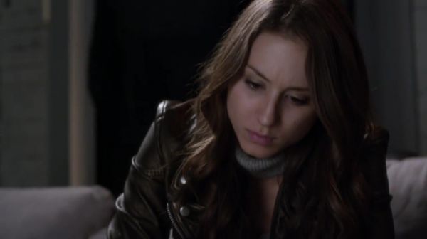 PLL_S04E24_720p_JACK_Up_DownloadSeriesHere_0064.jpg