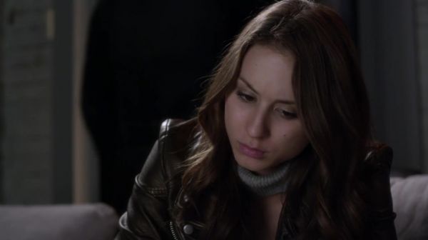 PLL_S04E24_720p_JACK_Up_DownloadSeriesHere_0073.jpg