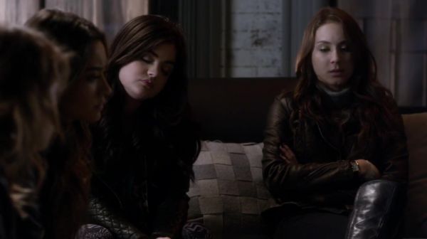 PLL_S04E24_720p_JACK_Up_DownloadSeriesHere_0111.jpg