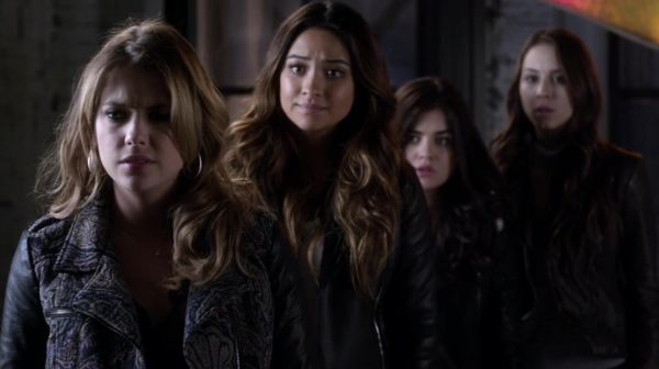 PLL_S04E24_720p_JACK_Up_DownloadSeriesHere_0127.jpg