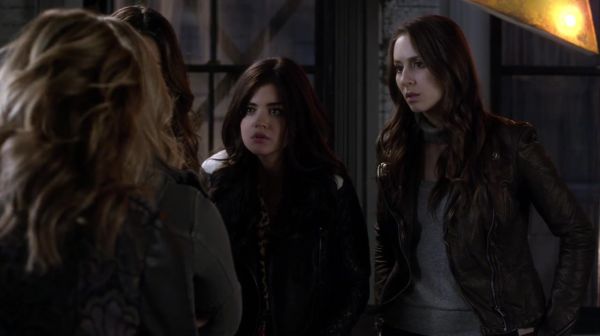 PLL_S04E24_720p_JACK_Up_DownloadSeriesHere_0201.jpg