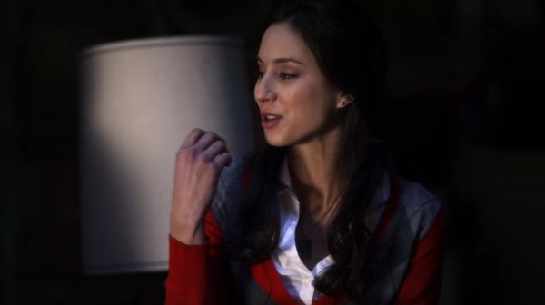 PLL_S04E24_720p_JACK_Up_DownloadSeriesHere_0761.jpg