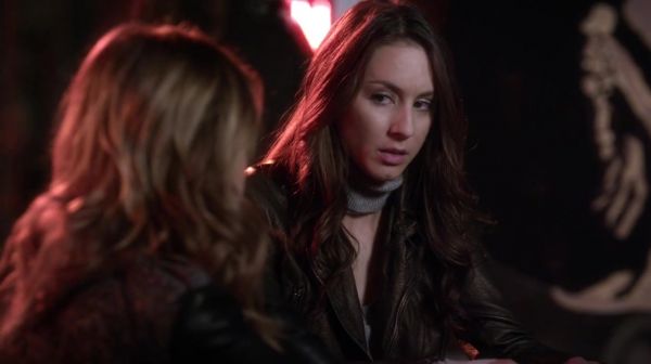 PLL_S04E24_720p_JACK_Up_DownloadSeriesHere_1020.jpg