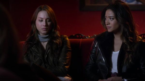 PLL_S04E24_720p_JACK_Up_DownloadSeriesHere_1169.jpg