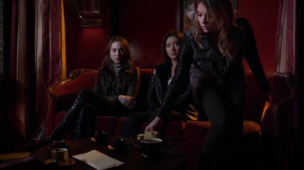 PLL_S04E24_720p_JACK_Up_DownloadSeriesHere_1363.jpg