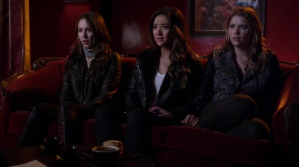 PLL_S04E24_720p_JACK_Up_DownloadSeriesHere_1766.jpg