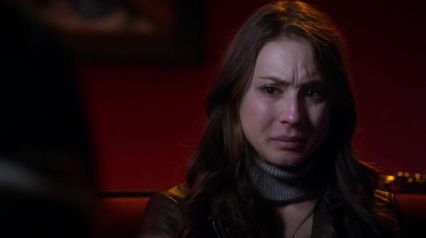 PLL_S04E24_720p_JACK_Up_DownloadSeriesHere_1780.jpg