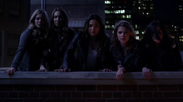 PLL_S04E24_720p_JACK_Up_DownloadSeriesHere_2467.jpg