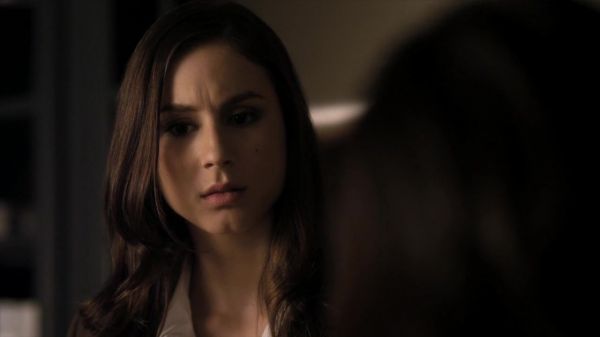 Pretty_Little_Liars_S02x02_720p_Bluray_Dual_PauloADM_2134.jpg