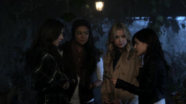 Pretty_Little_Liars_S02x02_720p_Bluray_Dual_PauloADM_2457.jpg
