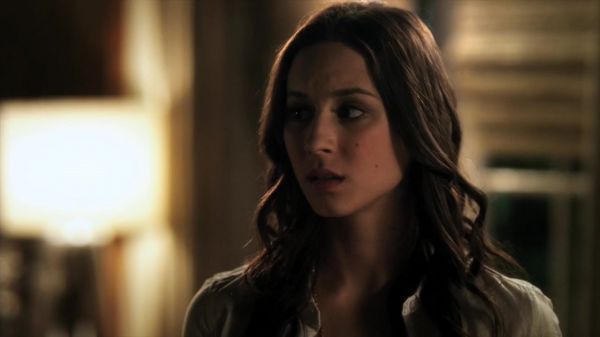 Pretty_Little_Liars_S02x05_720p_Bluray_Dual_PauloADM_1310.jpg