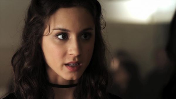 Pretty_Little_Liars_S02x05_720p_Bluray_Dual_PauloADM_1470.jpg