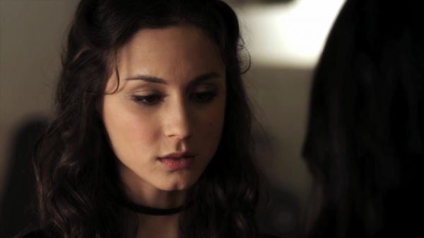 Pretty_Little_Liars_S02x05_720p_Bluray_Dual_PauloADM_1489.jpg