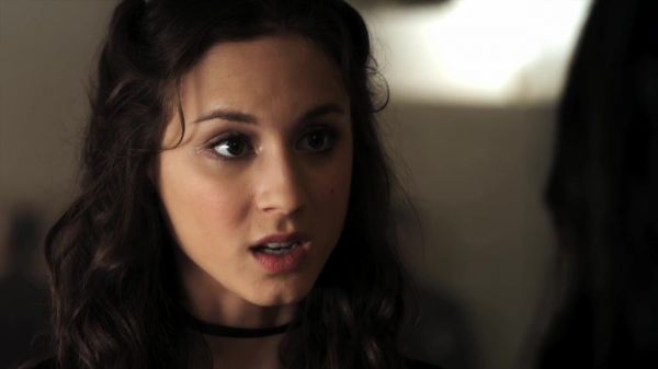 Pretty_Little_Liars_S02x05_720p_Bluray_Dual_PauloADM_1493.jpg