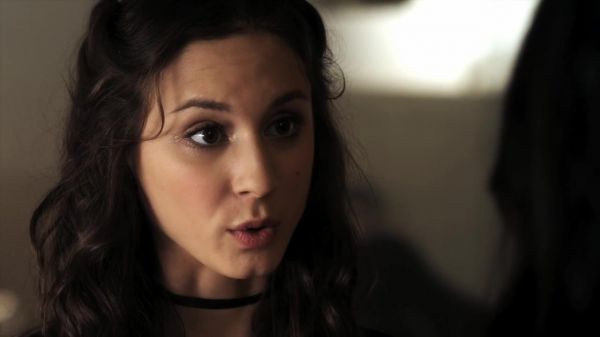 Pretty_Little_Liars_S02x05_720p_Bluray_Dual_PauloADM_1496.jpg