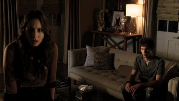 Pretty_Little_Liars_S02x07_720p_Bluray_Dual_PauloADM_1290.jpg