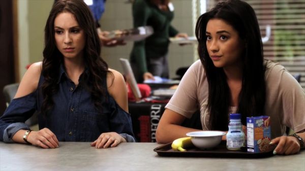 Pretty_Little_Liars_S02x10_720p_Bluray_Dual_PauloADM_0157.jpg