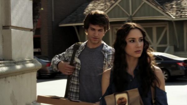 Pretty_Little_Liars_S02x10_720p_Bluray_Dual_PauloADM_1476.jpg
