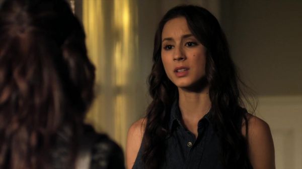 Pretty_Little_Liars_S02x10_720p_Bluray_Dual_PauloADM_2500.jpg