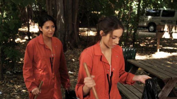 Pretty_Little_Liars_S02x14_720p_Bluray_Dual_PauloADM_0159.jpg