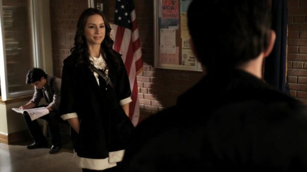 Pretty_Little_Liars_S02x14_720p_Bluray_Dual_PauloADM_0509.jpg