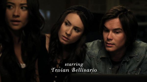 Pretty_Little_Liars_S02x15_720p_Bluray_Dual_PauloADM_0238.jpg