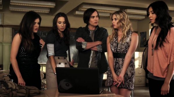 Pretty_Little_Liars_S02x15_720p_Bluray_Dual_PauloADM_1288.jpg