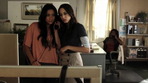 Pretty_Little_Liars_S02x15_720p_Bluray_Dual_PauloADM_1504.jpg