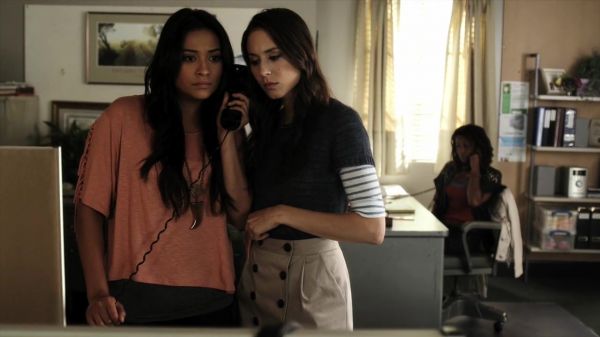 Pretty_Little_Liars_S02x15_720p_Bluray_Dual_PauloADM_1509.jpg