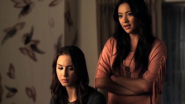 Pretty_Little_Liars_S02x15_720p_Bluray_Dual_PauloADM_1576.jpg