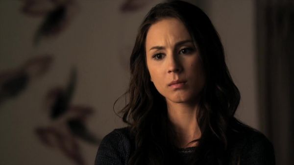 Pretty_Little_Liars_S02x15_720p_Bluray_Dual_PauloADM_1601.jpg