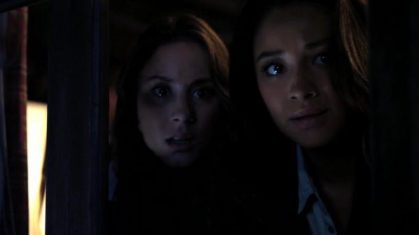 Pretty_Little_Liars_S02x15_720p_Bluray_Dual_PauloADM_2254.jpg