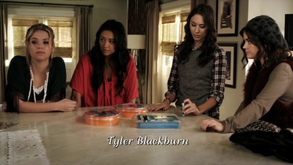 Pretty_Little_Liars_S02x16_720p_Bluray_Dual_PauloADM_0326.jpg