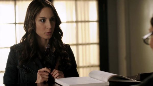 Pretty_Little_Liars_S02x16_720p_Bluray_Dual_PauloADM_1142.jpg