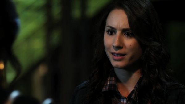 Pretty_Little_Liars_S02x16_720p_Bluray_Dual_PauloADM_1833.jpg