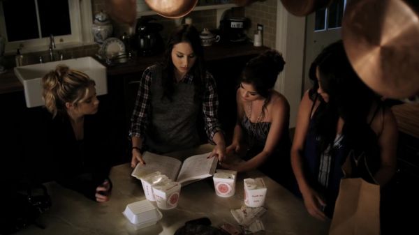 Pretty_Little_Liars_S02x16_720p_Bluray_Dual_PauloADM_2488.jpg