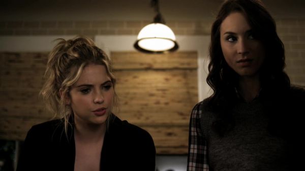 Pretty_Little_Liars_S02x16_720p_Bluray_Dual_PauloADM_2502.jpg
