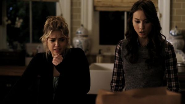 Pretty_Little_Liars_S02x16_720p_Bluray_Dual_PauloADM_2551.jpg