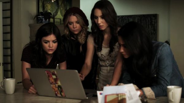 Pretty_Little_Liars_S02x17_720p_Bluray_Dual_PauloADM_0100.jpg