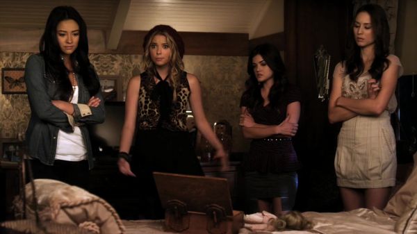 Pretty_Little_Liars_S02x17_720p_Bluray_Dual_PauloADM_0582.jpg