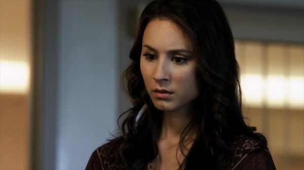 Pretty_Little_Liars_S02x17_720p_Bluray_Dual_PauloADM_1012.jpg