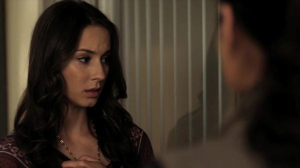 Pretty_Little_Liars_S02x17_720p_Bluray_Dual_PauloADM_1425.jpg